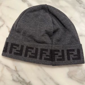 Fendi monogrammed beanie